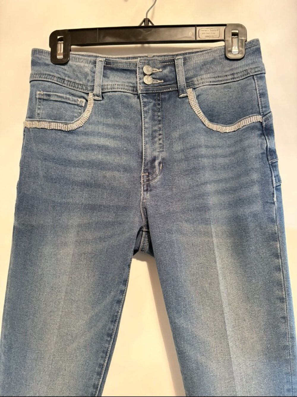 Guess Women's Slim Straight Leg Jeans with Rhinestones Like New